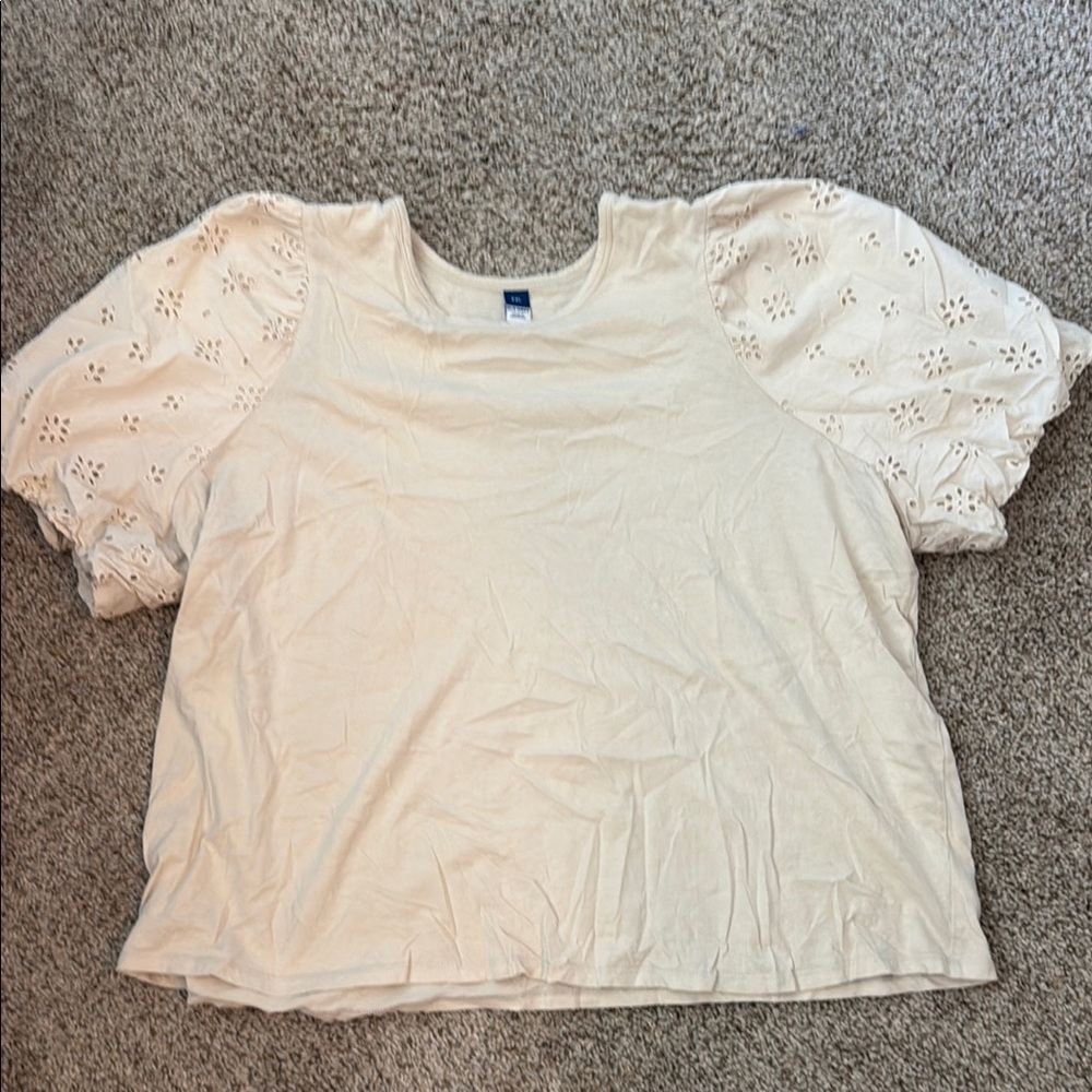 Women's Cream Puff Sleeve Top